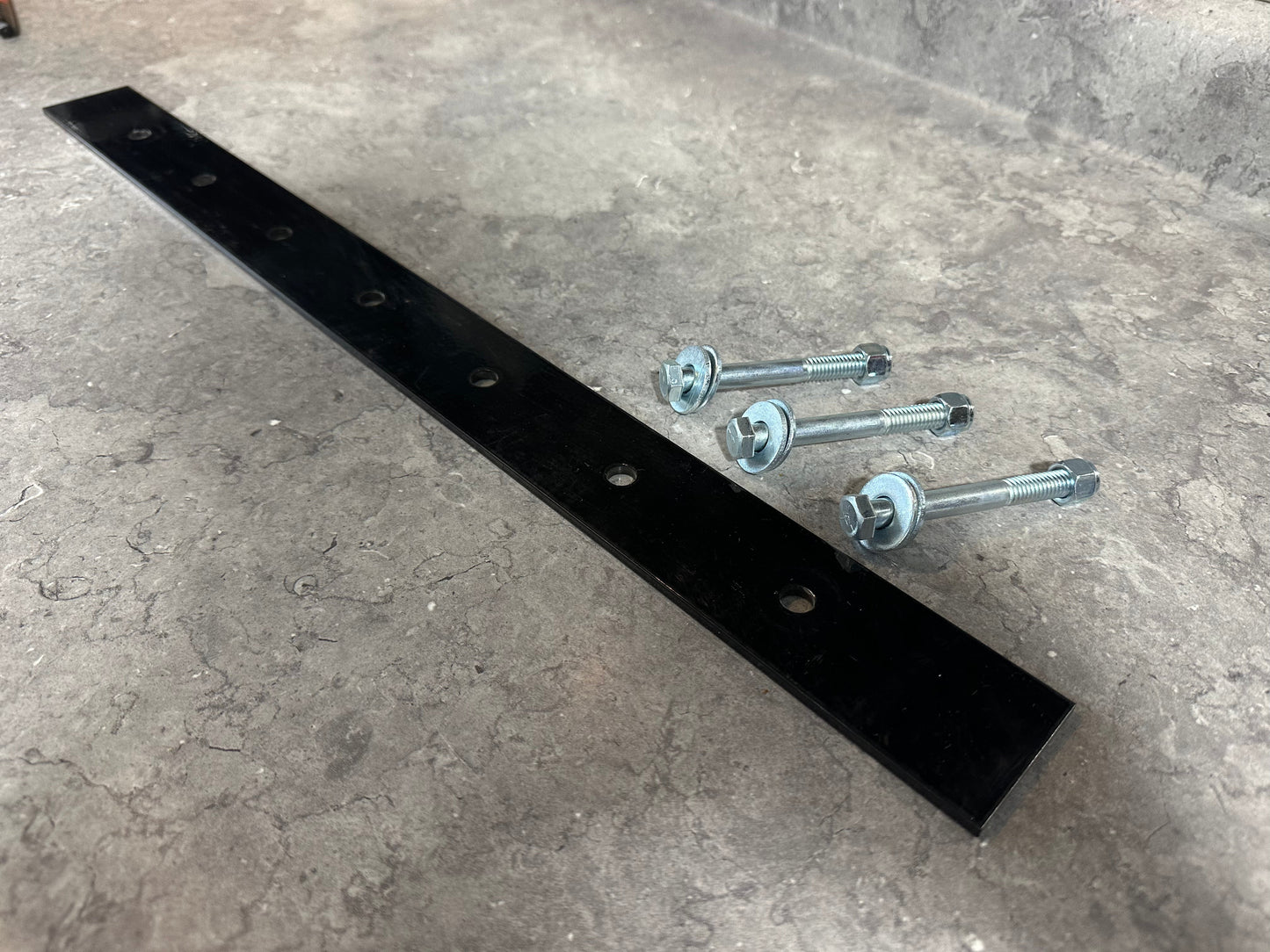 Auger Carrier