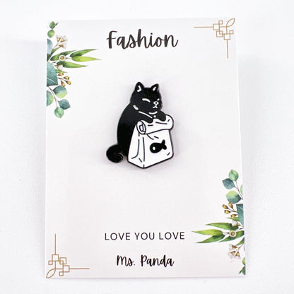 Mini Black Cat Enamel Pin – Durable, Giftable Fashion Accessory