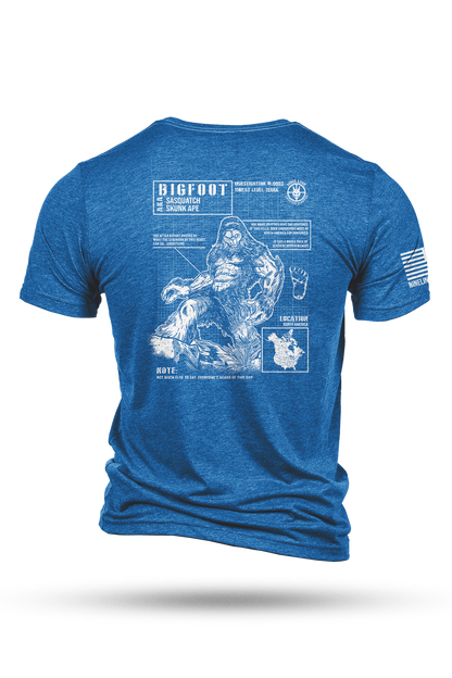 Men's Tri-Blend T-Shirt - Bigfoot (NLA Cryptid Hunters)