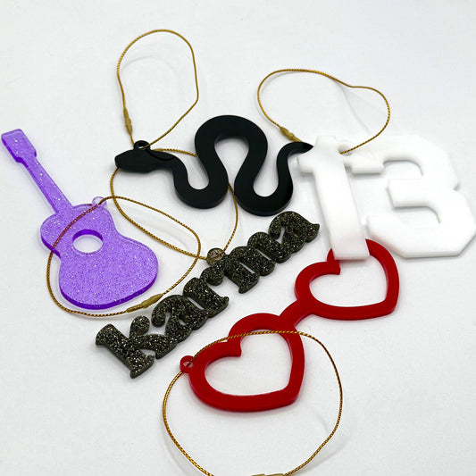 Tay Tay Holiday Ornament Set