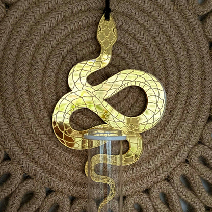 Snake Wall Propagation Station